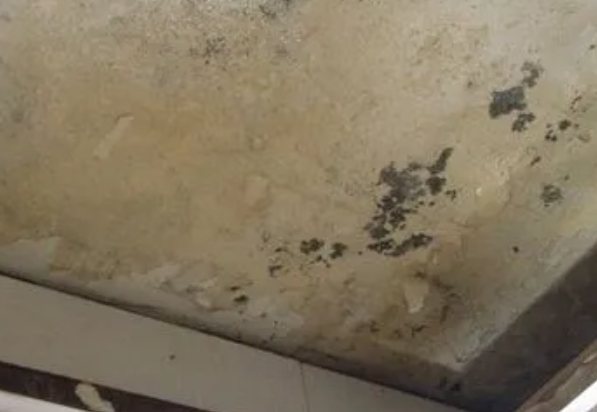 广水阳台漏水维修公司分享下广水卫生间渗水维修需要注意哪些问题。