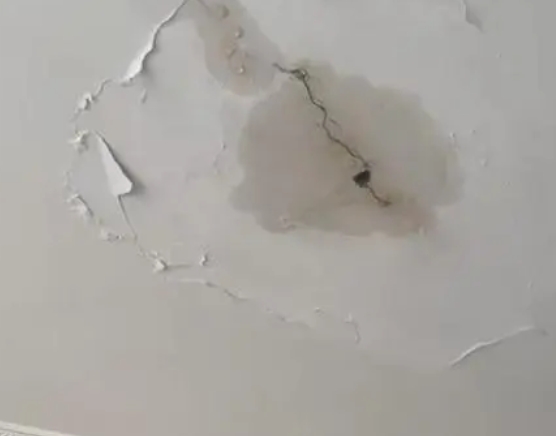 广水阳台漏水维修公司分享下屋面防水工程质量问题原因分析